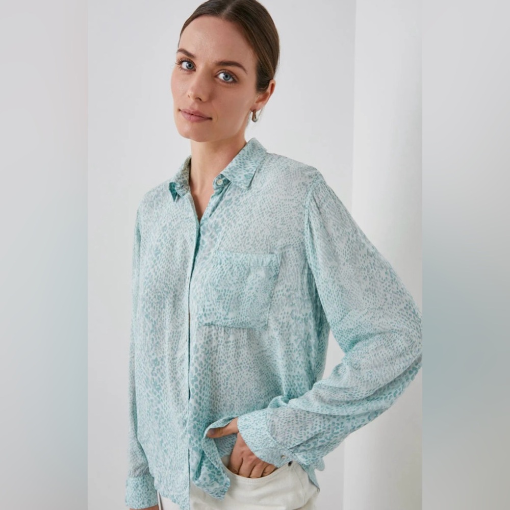 Rails Josephine Aqua Python Light Blue Button Down Shirt size XS - Picture 6 of 9